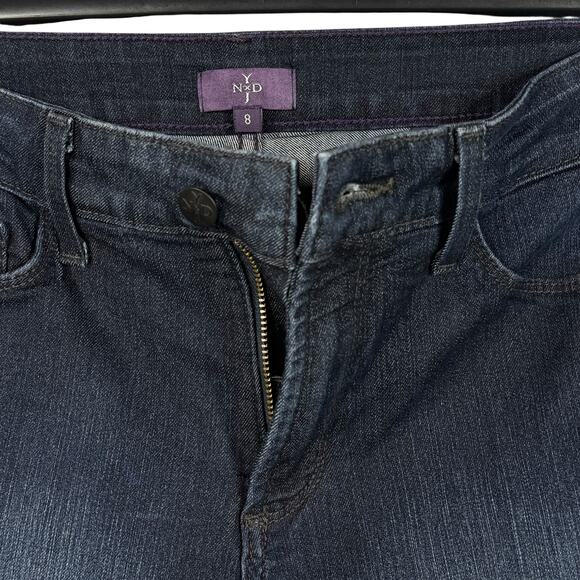 NYDJ SZ 8 Bootcut Jeans Stretch Mid-Rise Embroidered Rhinestones Zip Lift-Tuck - Picture 3 of 14